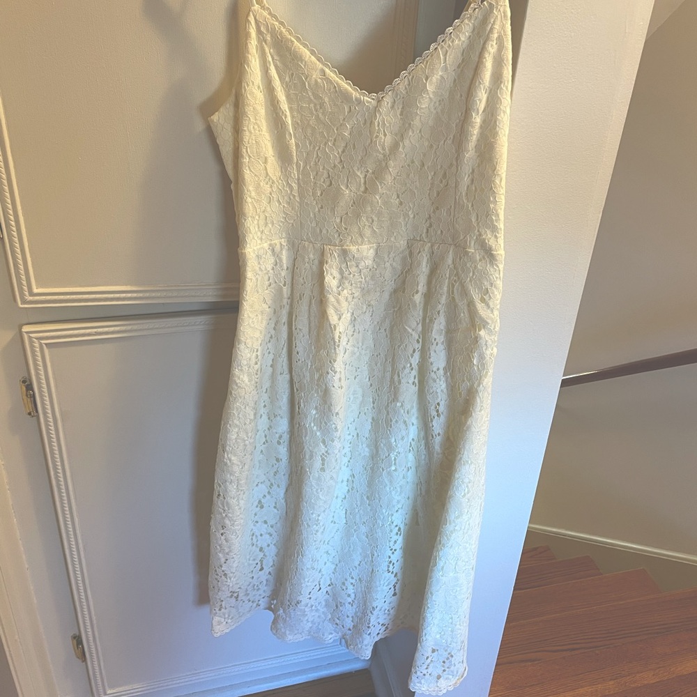 White lace spaghetti strap dress